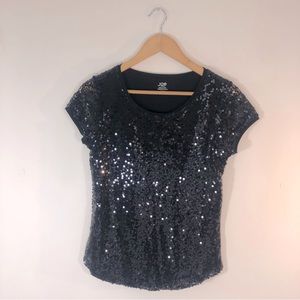 Joe Fresh Black Sequin Party Top! Black Sequin TShirt size XS, fits a little big